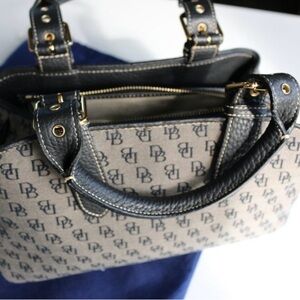 Vintage Dooney and Bourke Satchel